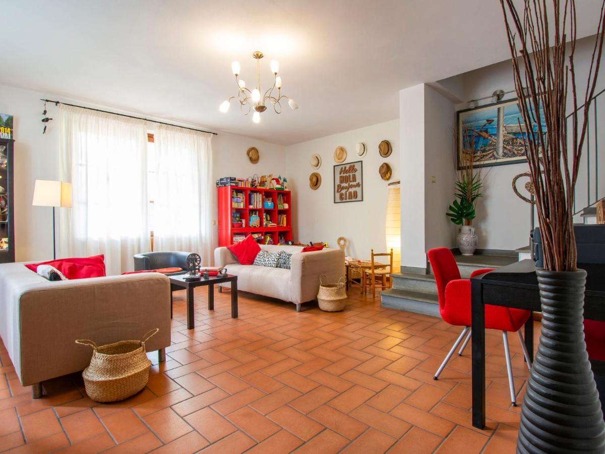 Pugnano Holiday Home La Rondine By Interhome מראה חיצוני תמונה